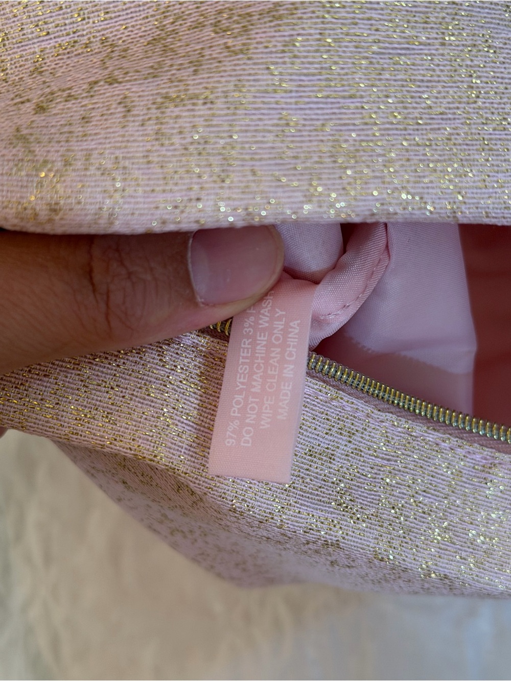 Estee Lauder Pink Glitter Cosmetic Pouch with Skincare & Lipstick - Picture 12 of 12